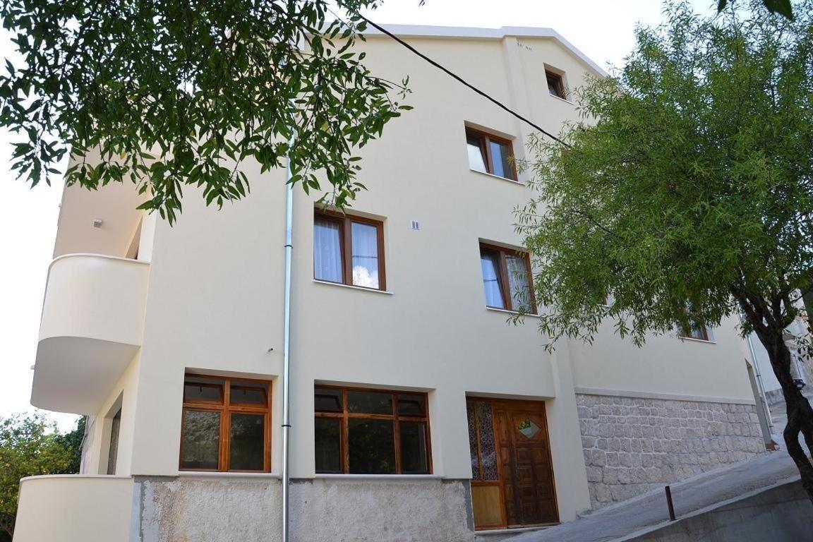 Apartments With A Parking Space Igrane, Makarska - 13535 Экстерьер фото
