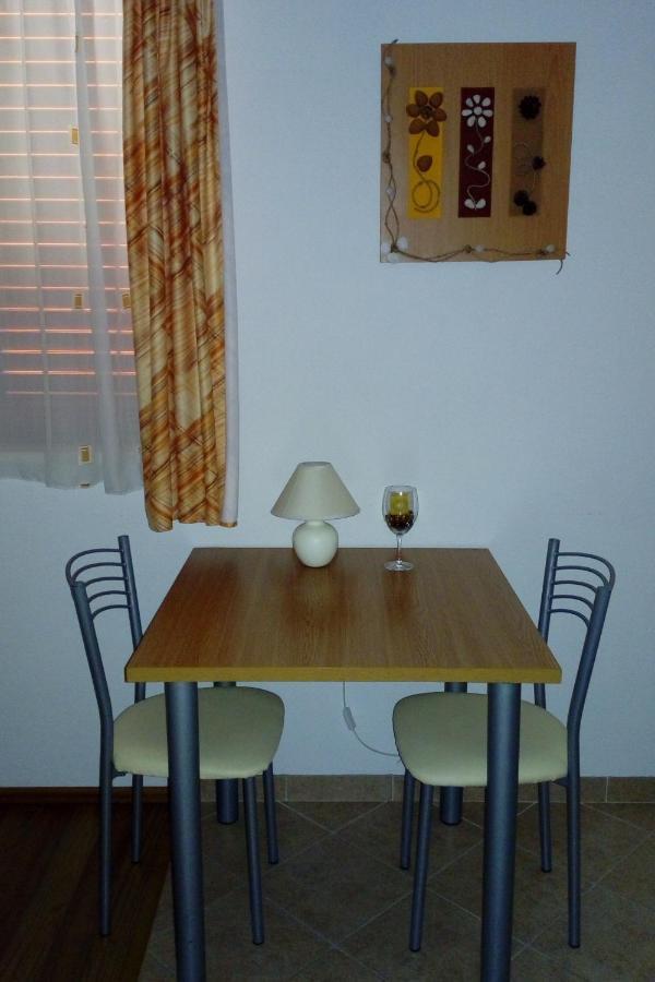 Apartments With A Parking Space Igrane, Makarska - 13535 Экстерьер фото